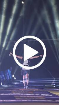 BIB:  <button type="button" onclick="openModal(27084357)" class="btn btn-primary btn-sm float-right" data-toggle="modal" data-target=".modal-high-quality">
                <i class="fa fa-download"></i> Download
                </button>